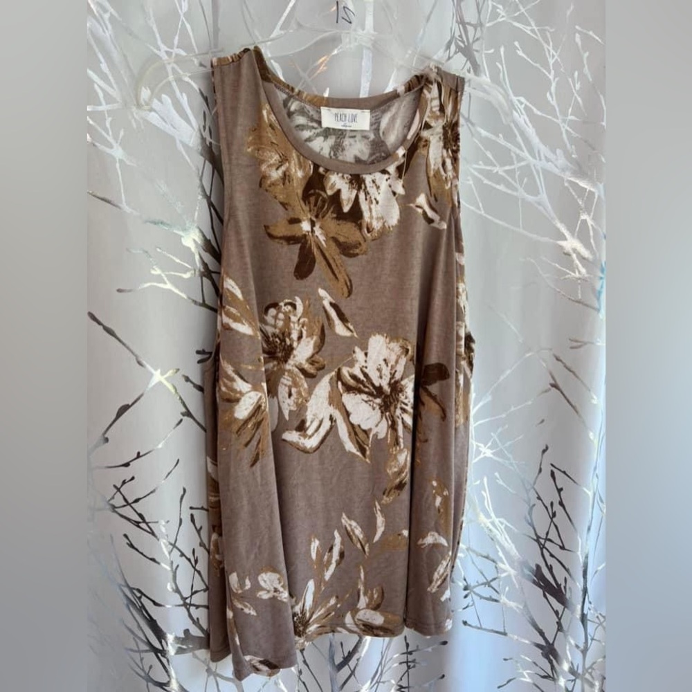 Peach love tank top